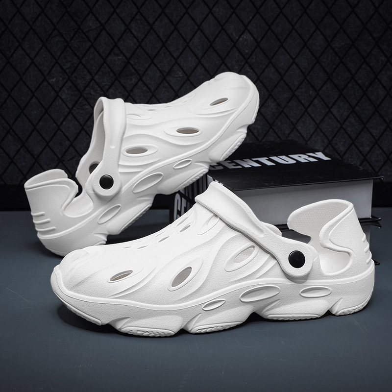 Men Fashion Hollow Lightweight Solid Color Sandals